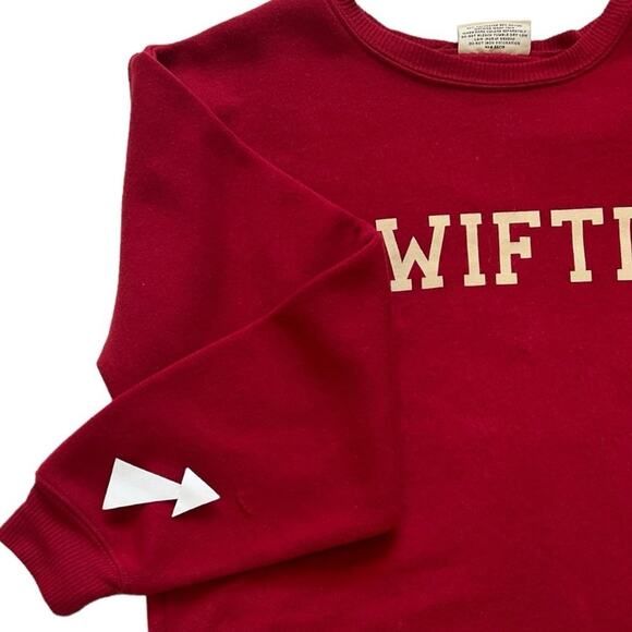 Taylor Swift Swiftie Red Sweatsuit Womens Sm Crewneck & Jogger Loungewear READ - Picture 12 of 14